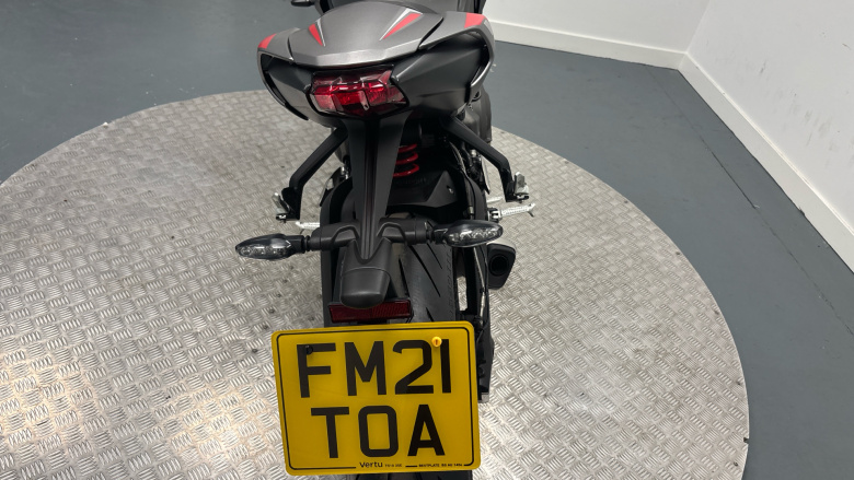 Triumph Street Triple R (20MY)